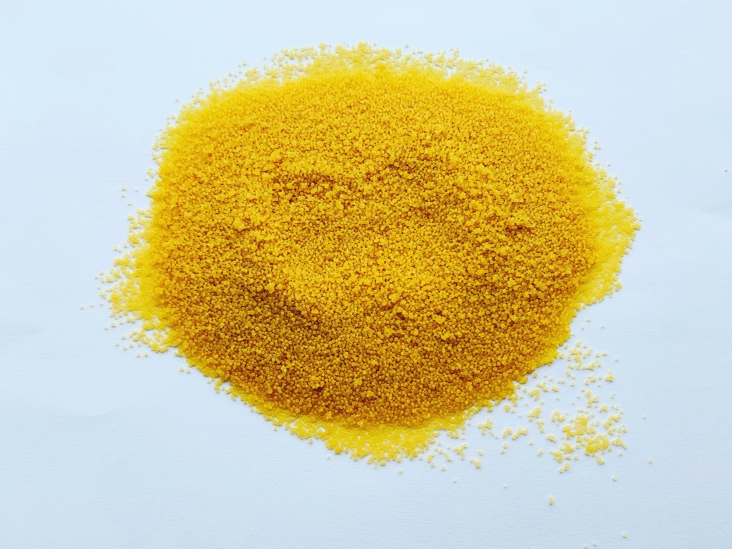 Qualerex Beauty - Candelilla Wax, a pale yellow vegetable wax